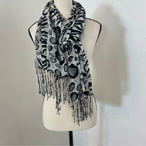 Womens Lightweight Long Scarf‎ Wrap Black White Animal Print 70”x 22”
